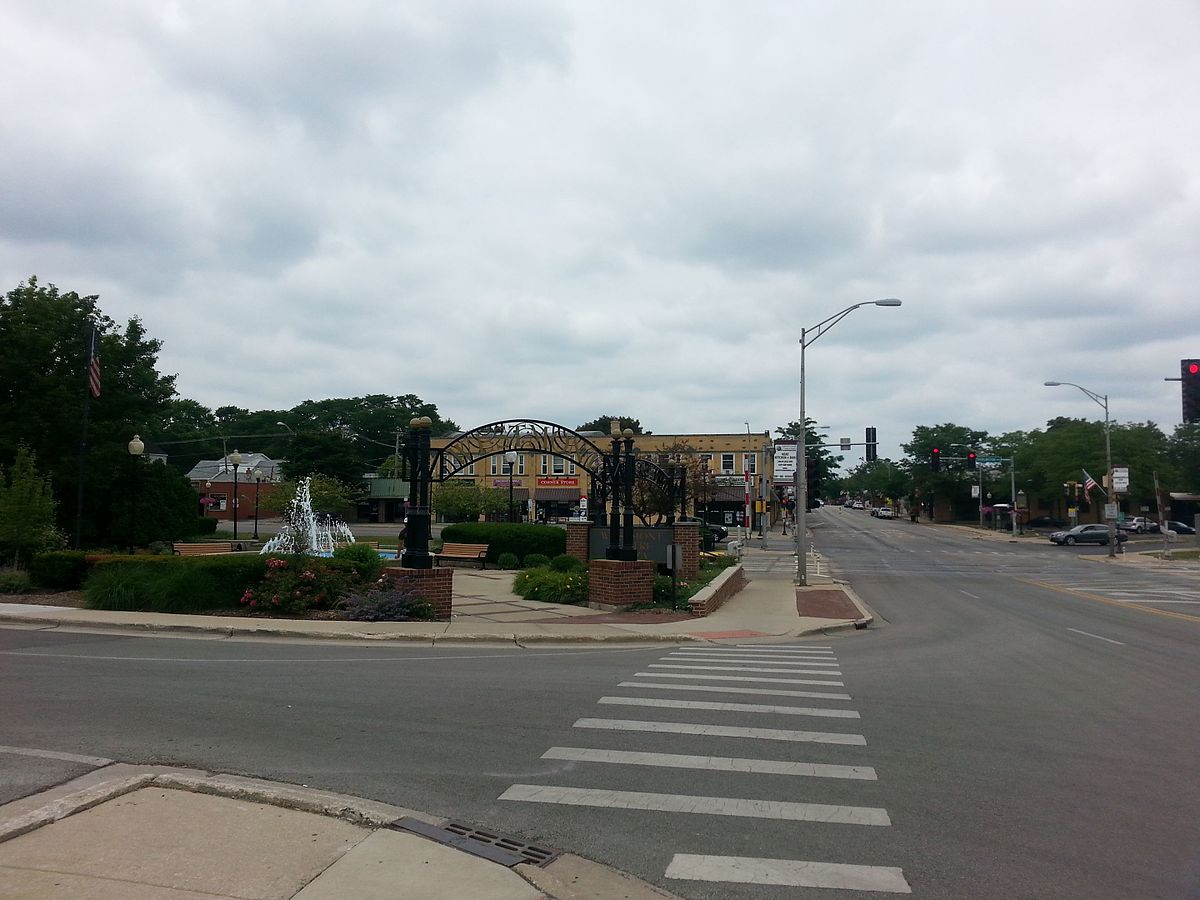 Hotels in Westmont