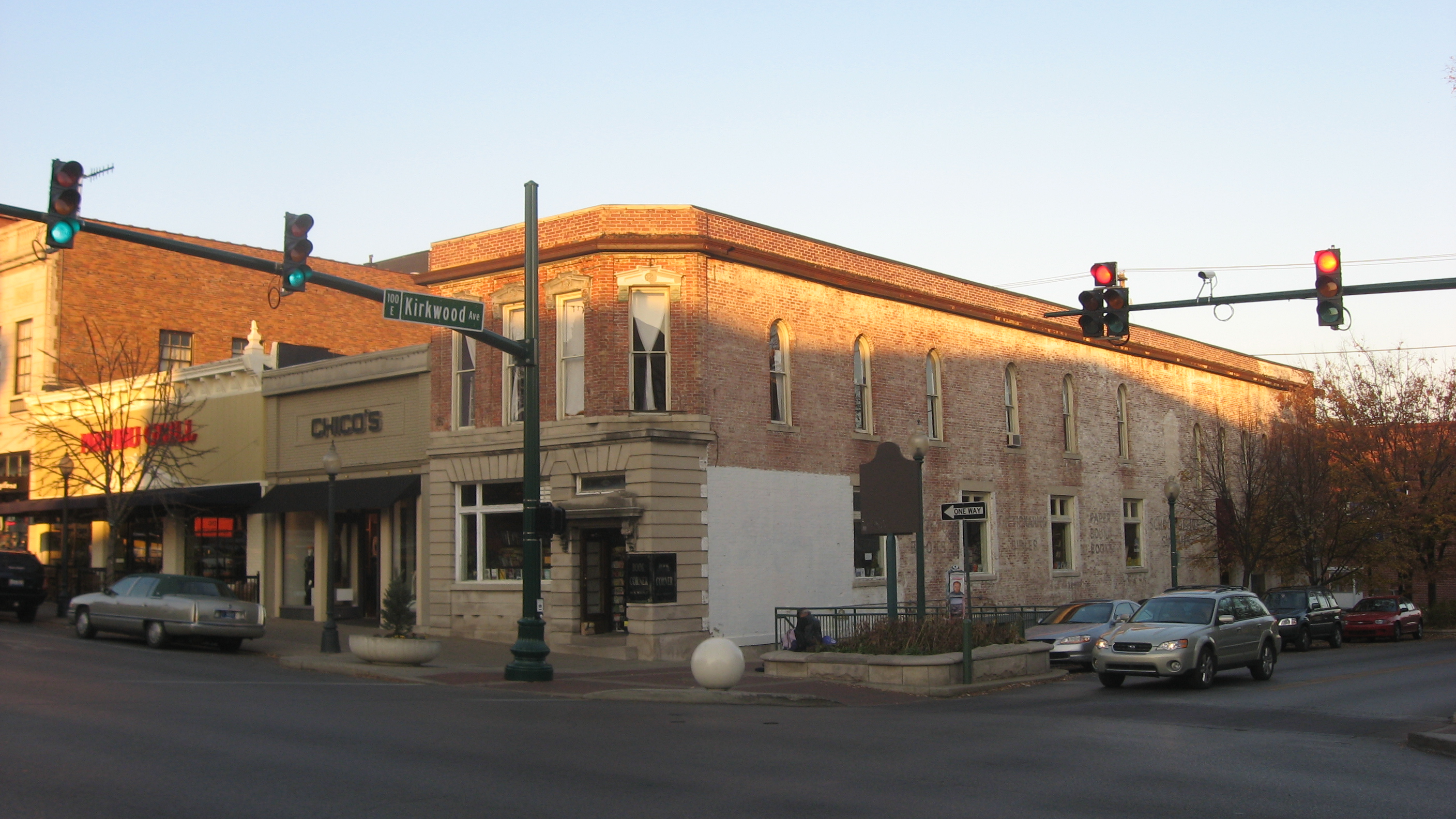 Holiday rentals Monroe County Courthouse