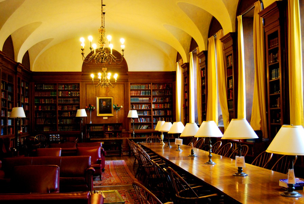 Holiday rentals Boston College