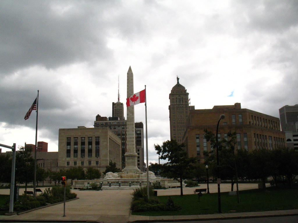 Hotels in Niagara Square