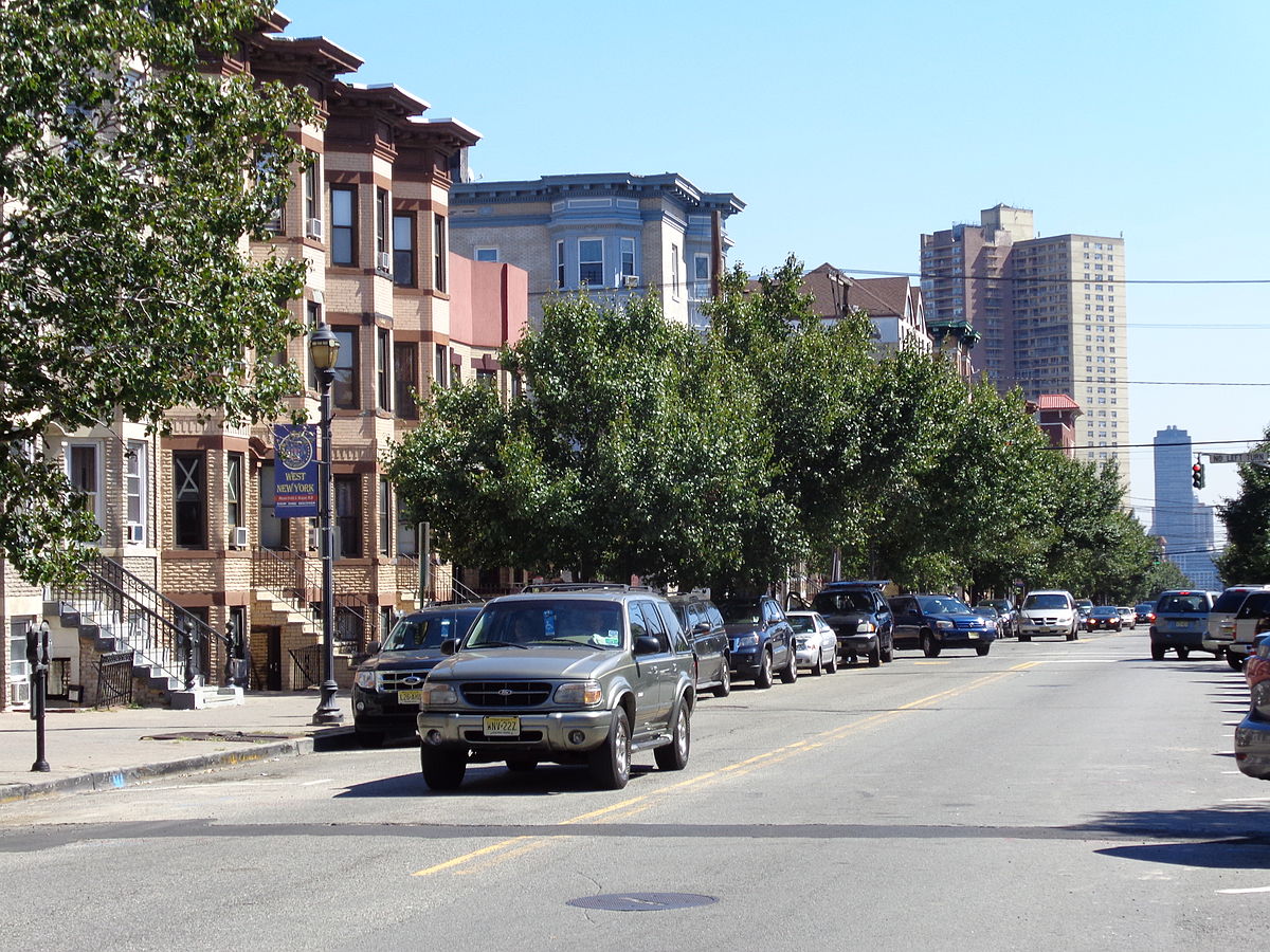 Hotels in West New York