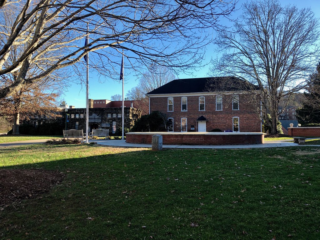 Holiday rentals Mars Hill