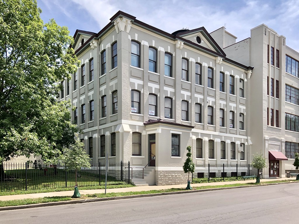 Hotels in Jeffersonville