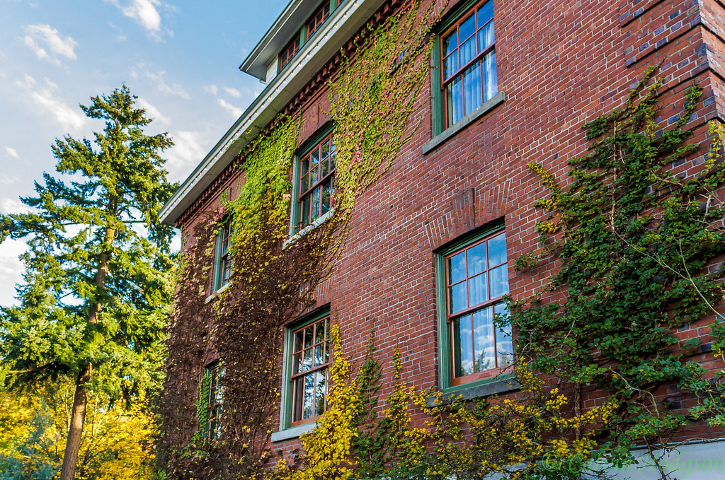 Hotels in McMenamins Edgefield