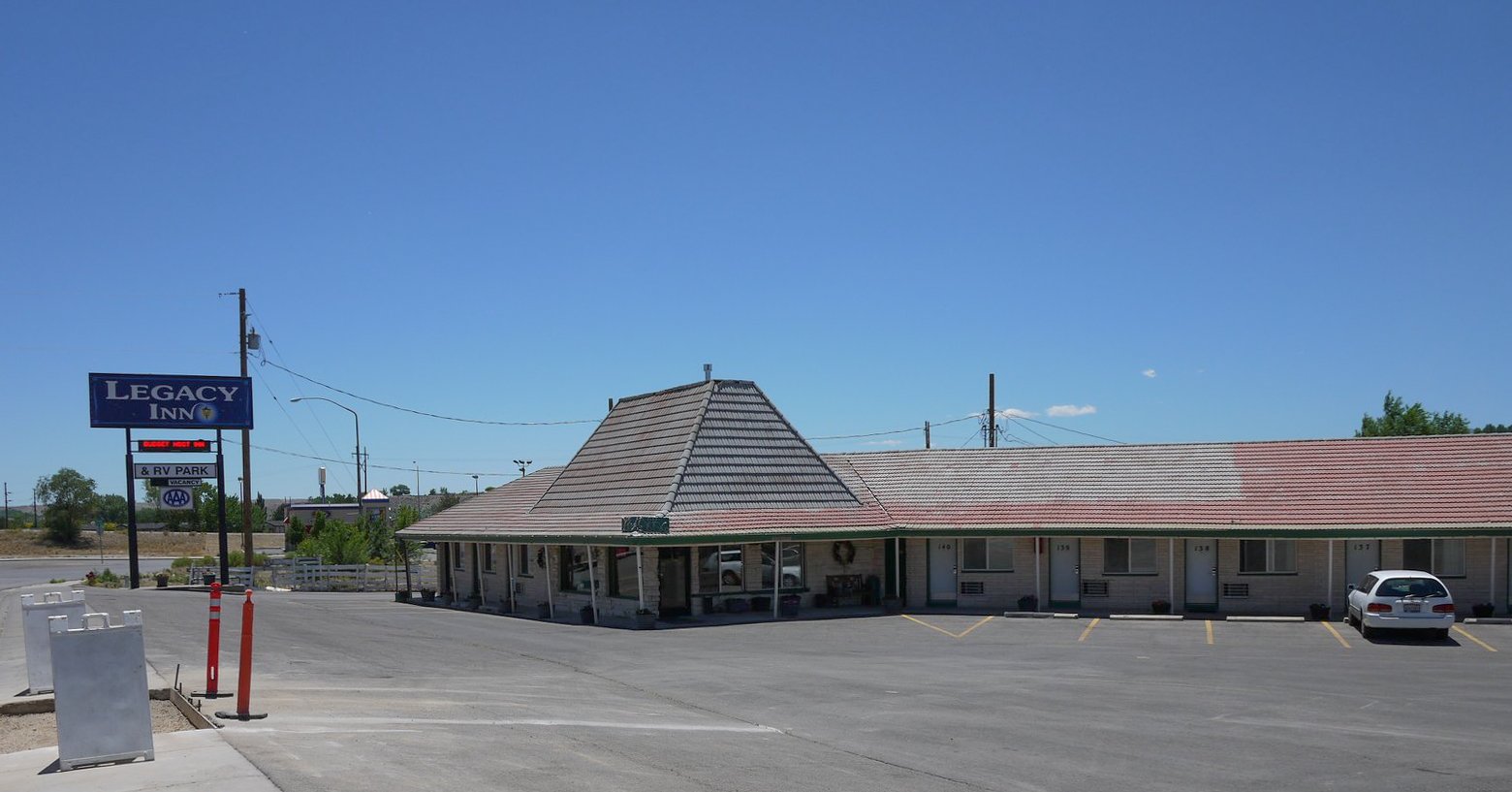 Holiday rentals Price