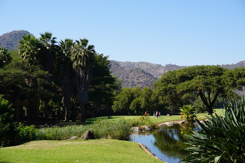 Holiday rentals Vodacom World of Golf