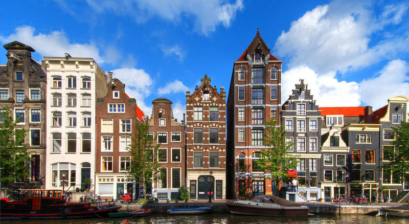 Townhouse Hotel