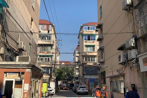 Shanghai Shikumen culture homestay (Guoshun Road)
