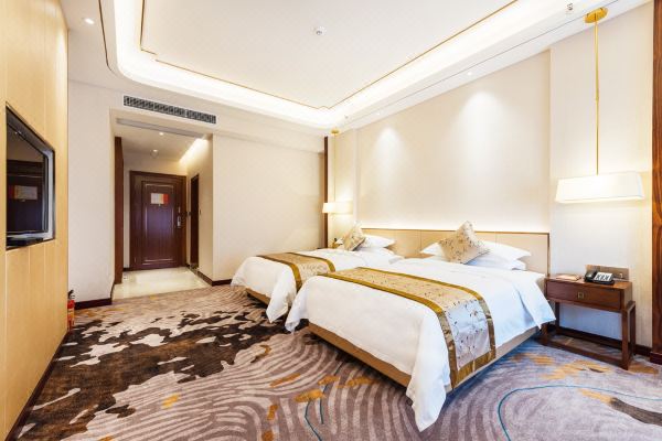 Fuyue Holiday Hotel(fuhua street store)