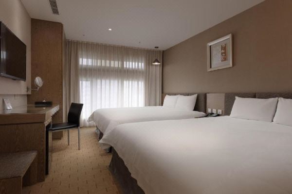 Fine Hotel