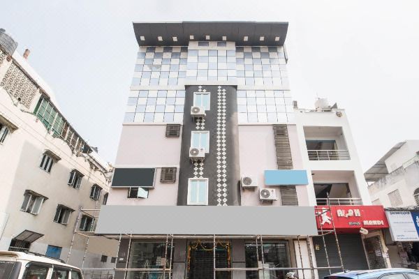 Capital O Hotel Aditya Grand