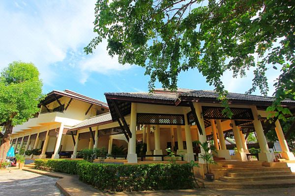Southern Lanta Resort