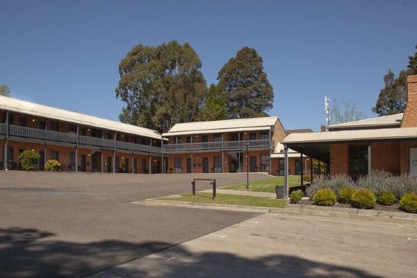 Bega Downs Motor Inn