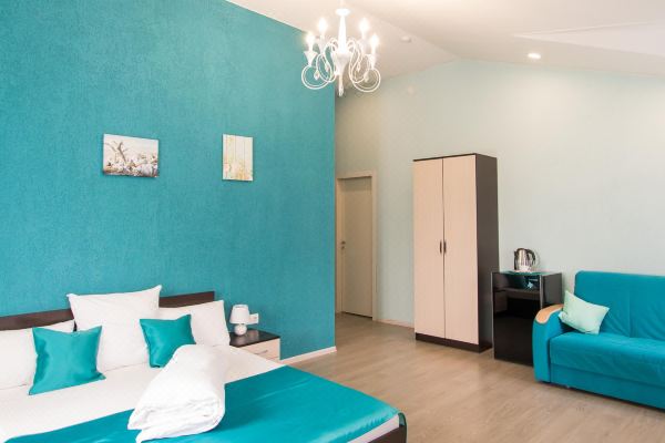 22-Hotel