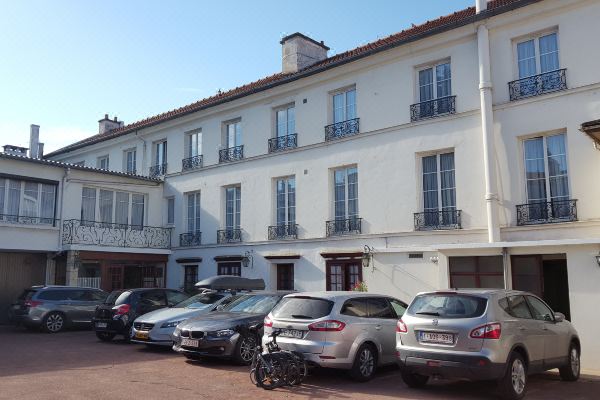 Hôtel du Cheval Rouge