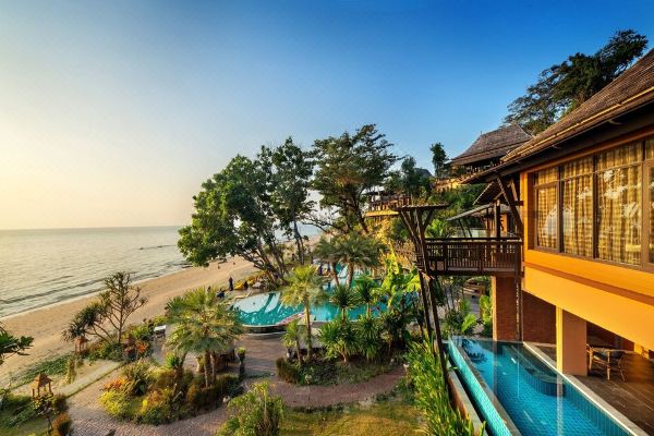 Nirvana Beach Resort