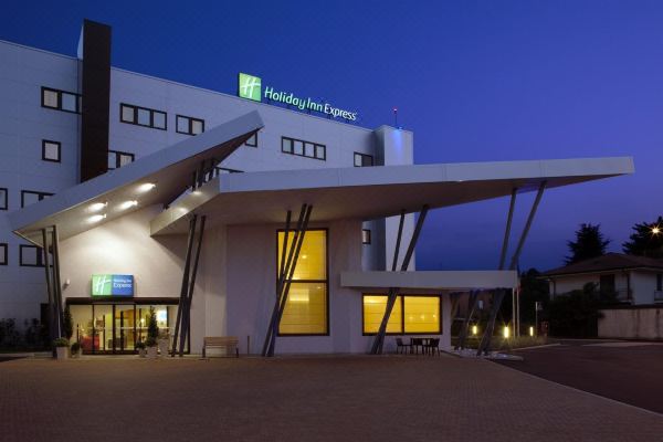 Holiday Inn Express Milan-Malpensa Airport, an IHG Hotel