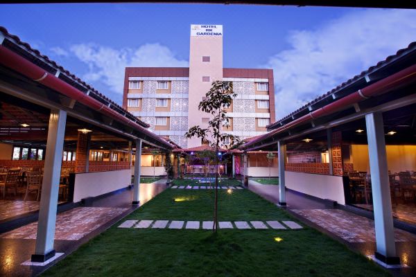 Hotel RK Gardenia