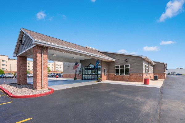 AmericInn by Wyndham Green Bay Near Stadium