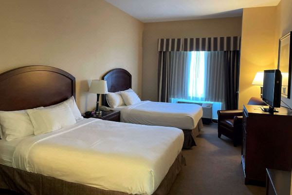 Rodeway Inn & Suites