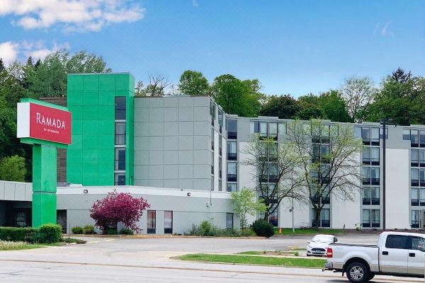 Rochester Hotel & Suites - Mayo Clinic Area