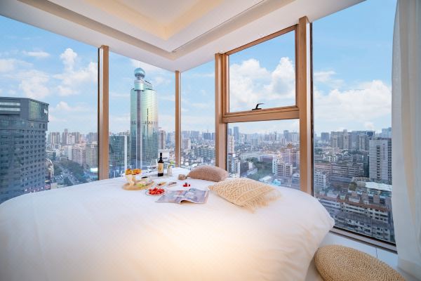 What light cloud apartment (foshan ICC lingnan new world temple subway stores)