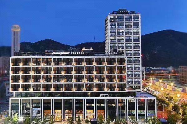 Howard Johnson Parkland Hotel Dalian
