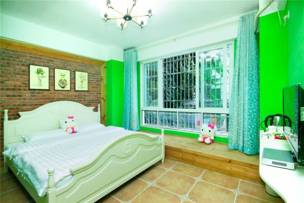 Sanya stays in summer and builds theme inn