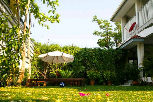 Barefeet Naturist Resort