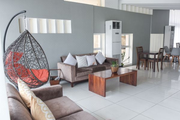 Tiptop Tower Suite Inn Dumaguete