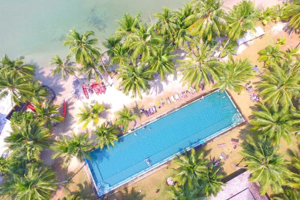 Peninsula Beach Resort