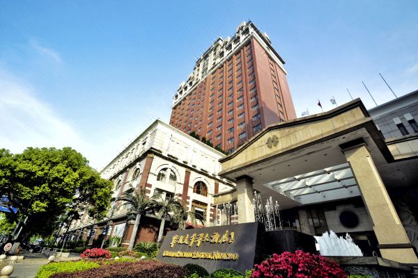 Grand Pacific Hotel