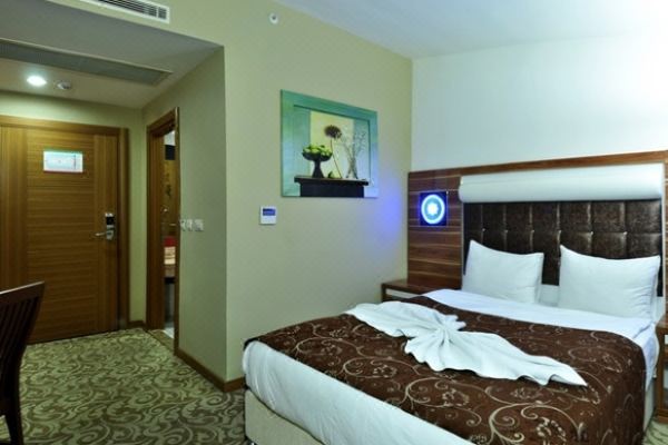 Demosan Hotel