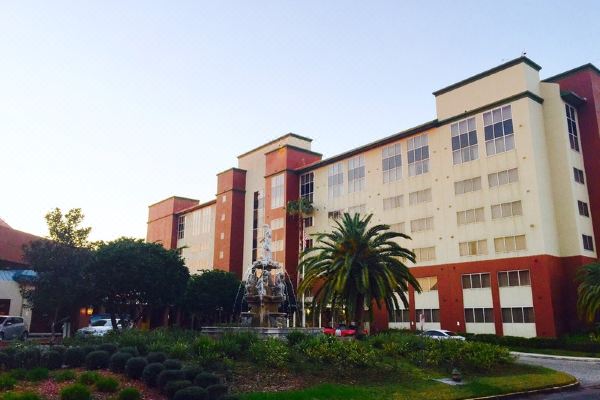 Holiday Inn Orlando International Drive - Convention Center, an IHG Hotel