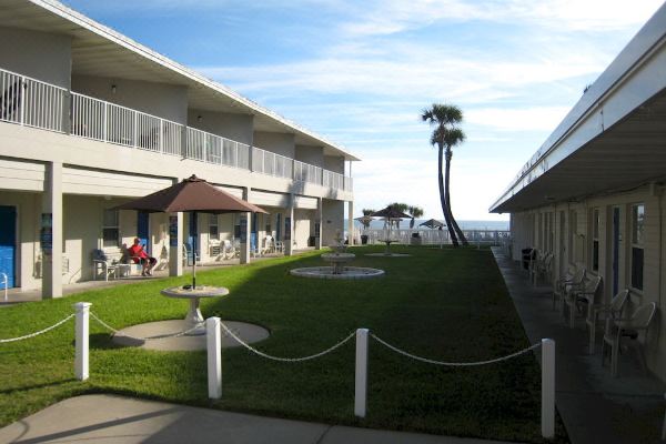 Ocean Court Beachfront Hotel