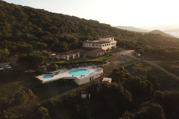 Hotel Valkarana Country Relais