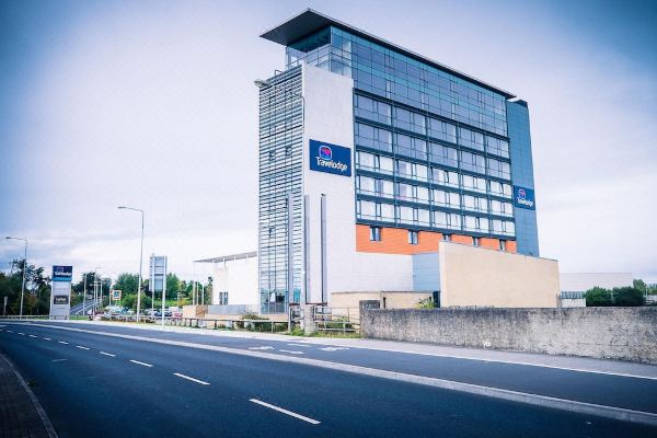 Travelodge Limerick Castletroy