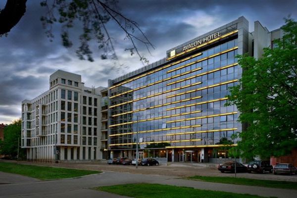 Avalon Hotel & Conferences