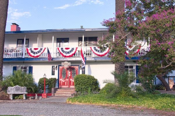 Plantation Bed & Breakfast-The Parks Inn