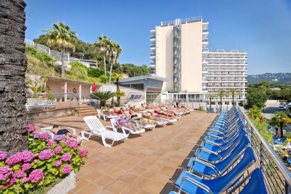 Hotel Oasis Park Splash