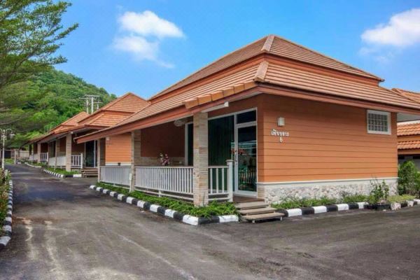 Baan Dara Resort