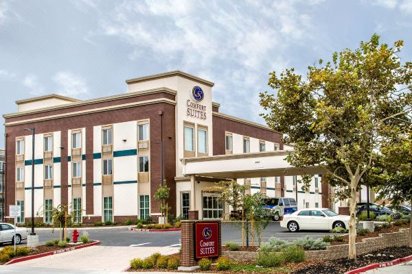 Comfort Suites Woodland - Sacramento Airport