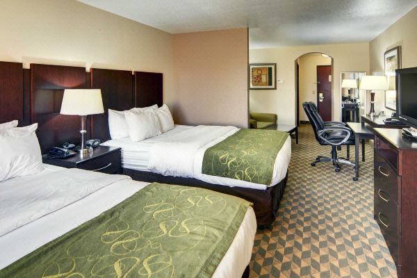 Comfort Suites