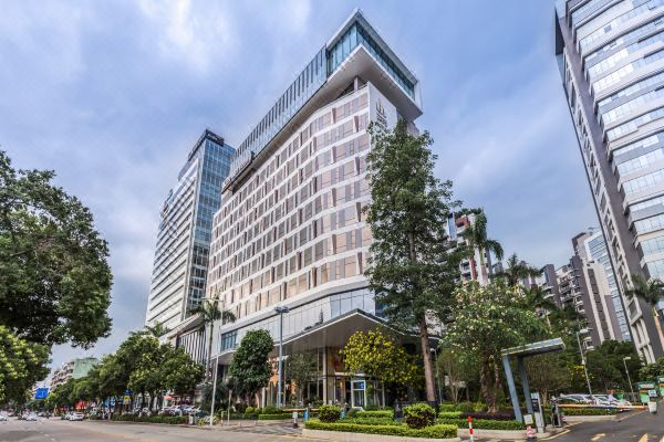 the Summit Hotel