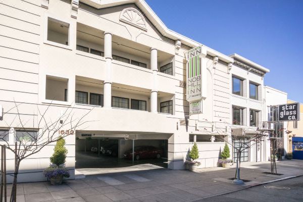 Nob Hill Motor Inn