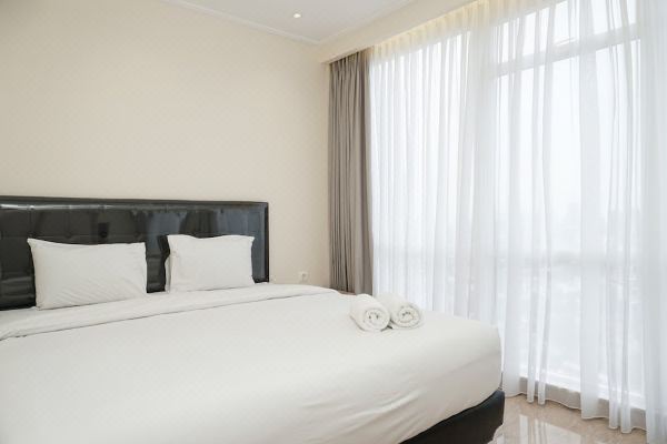 Cozy with Private Lift 2Br at Menteng Park Apartment