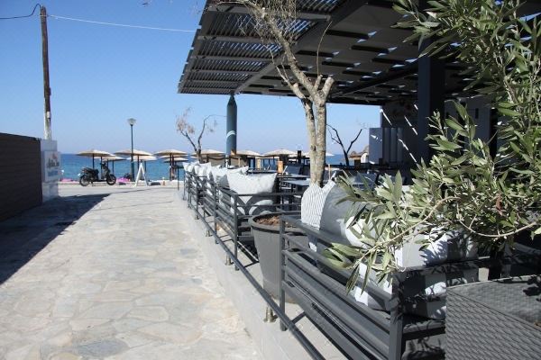 Meliton Inn Hotel & Suites by The Beach