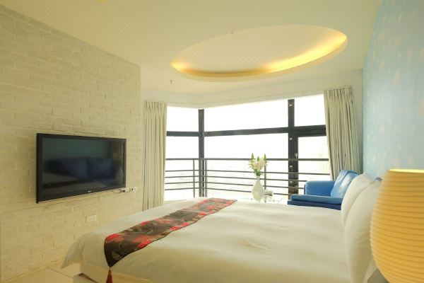 LJ Hotel