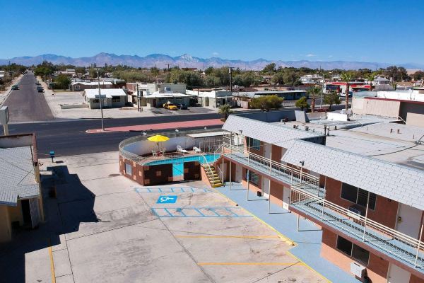 Rodeway Inn & Suites Ridgecrest