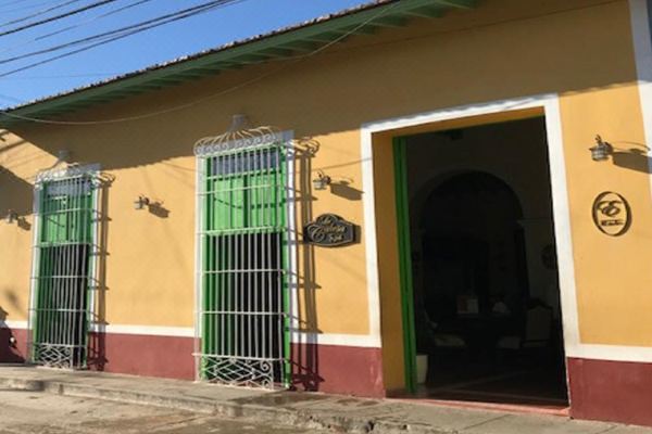 Hotel E La Calesa